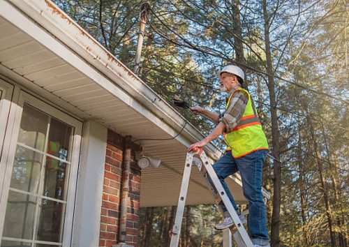 Roof maintenance and repair programs for homes